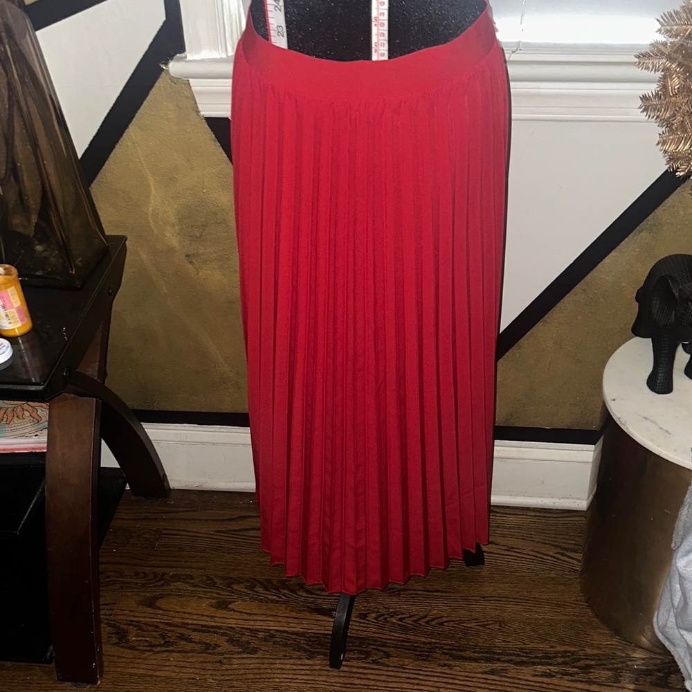 SHEIN Red Pleated Midi Skirt